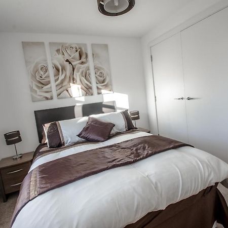 Orange Apartments Polmuir Gardens Only 7 Minutes To City Centre Aberdeen Exterior foto